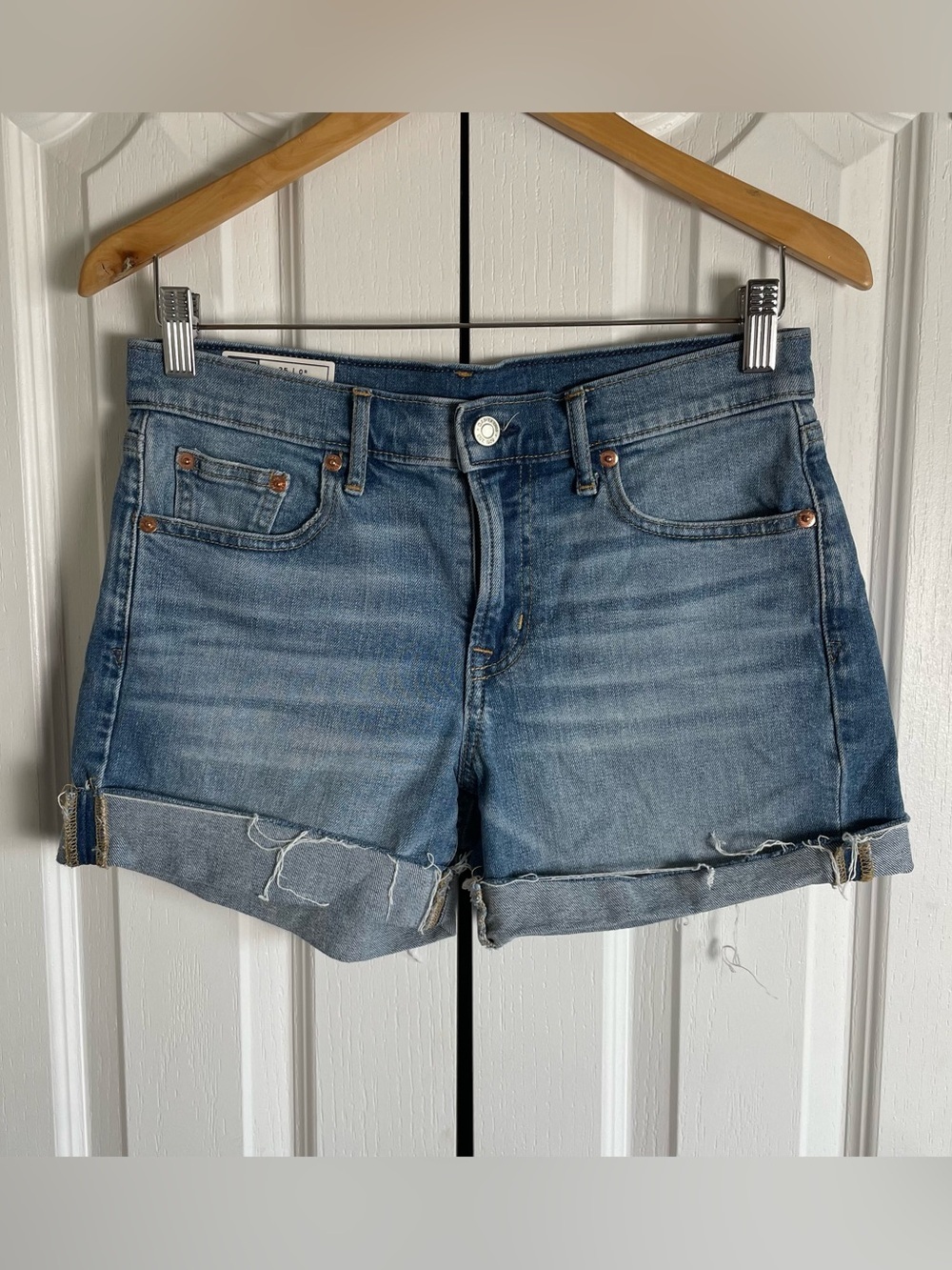 Gap 5” Mid Rise Denim Shorts Women’s 25 | 0 Blue Cuffed Stretch Casual Preppy